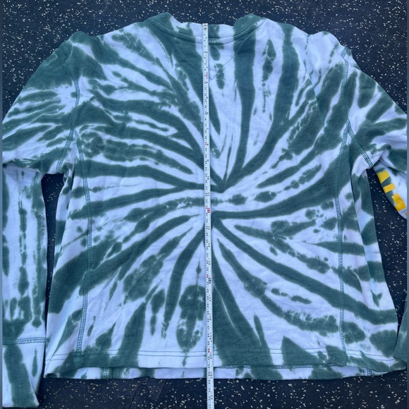 EUC Tommy Hilfiger Green Bay Packers Crew neck tie dye Medium NFL - Picture 7 of 7